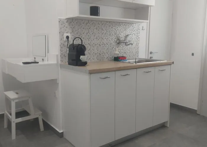 Anemela Basic Διαμέρισμα *